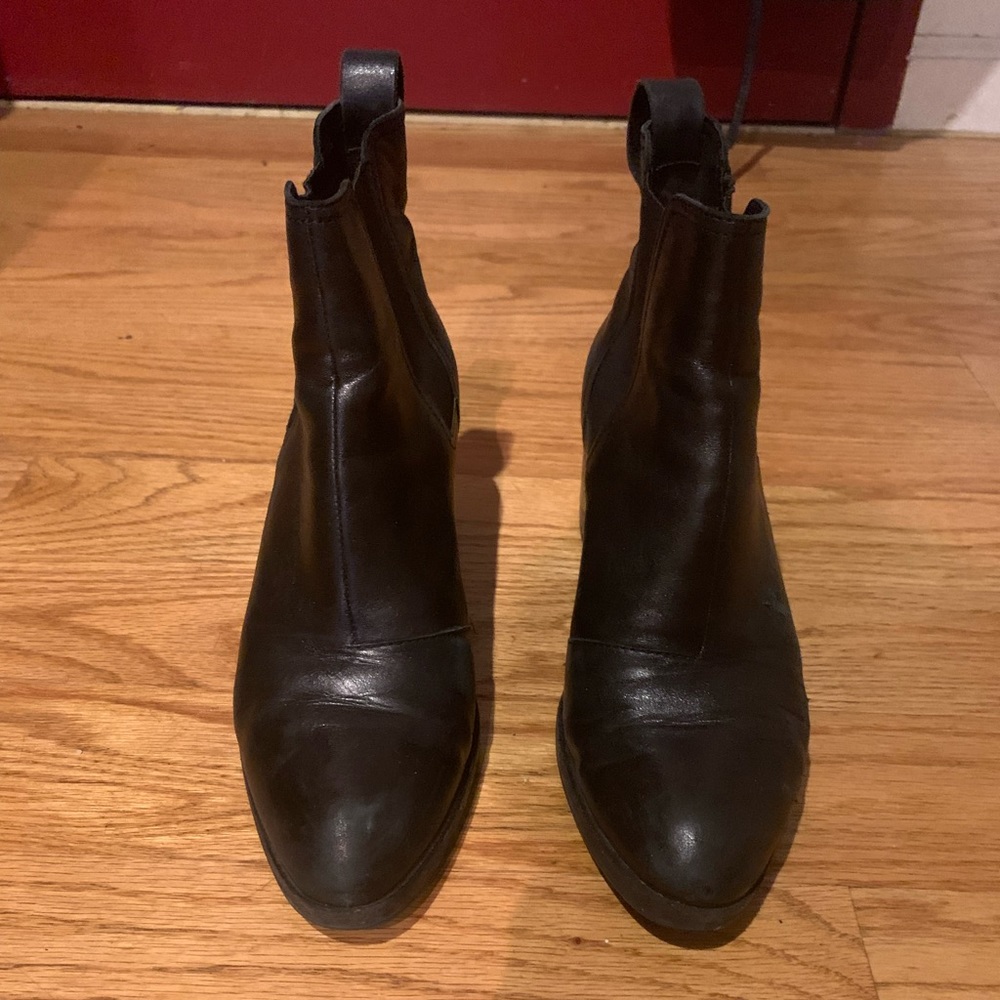 Rag & Bone black leather Chelsea boot